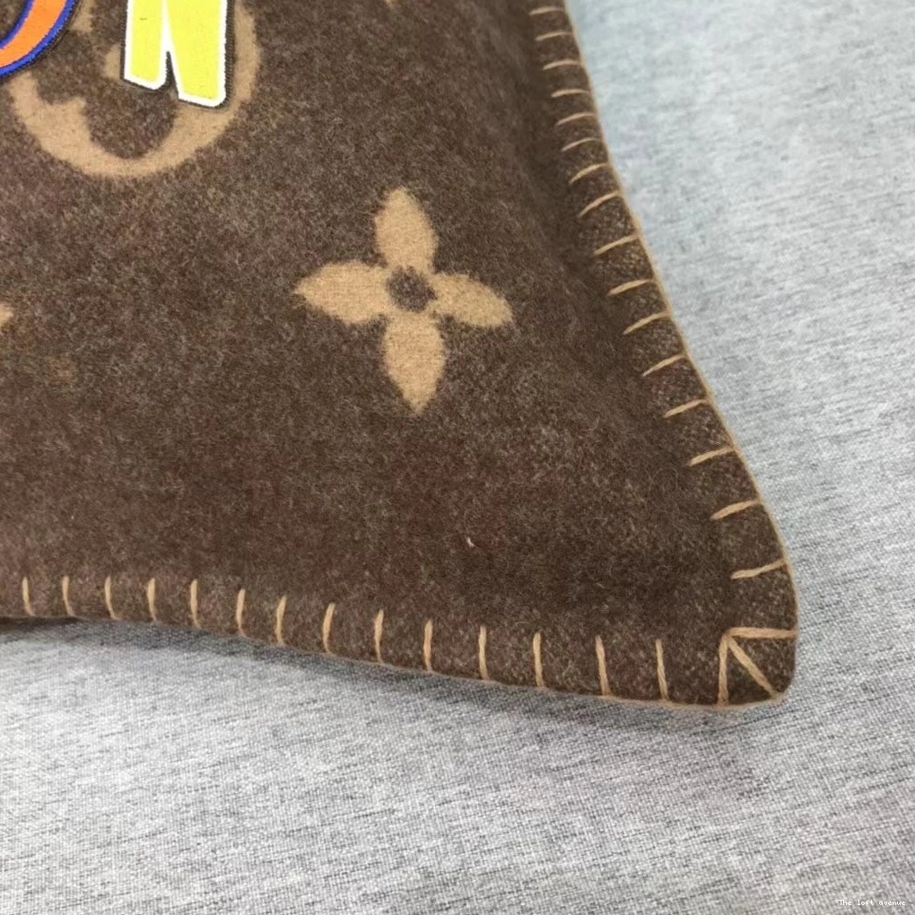 WOOL THROW LV CUSTOM PILLOW LETTERS 0817